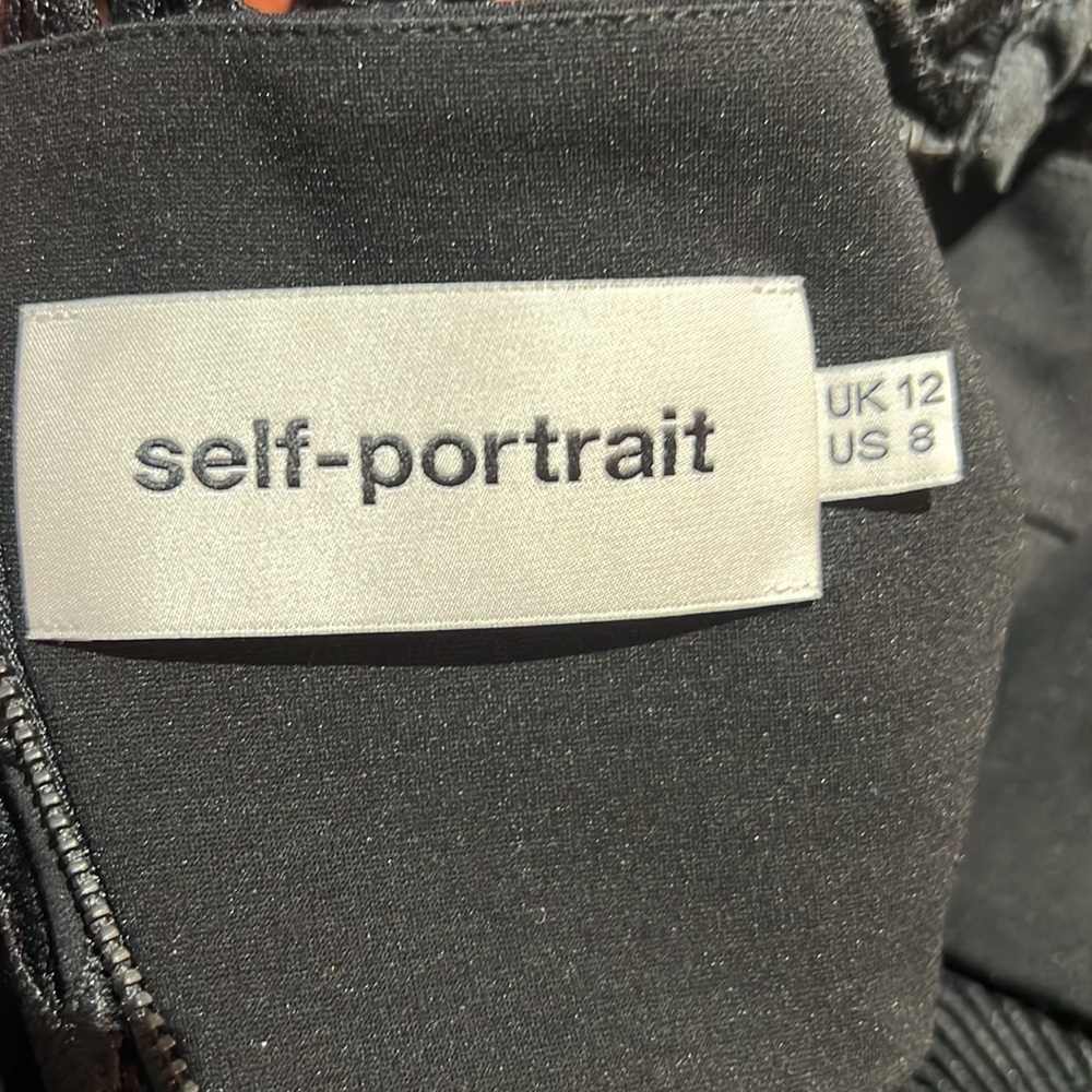 Self-Portrait peekaboo dress - Picture 8 of 10